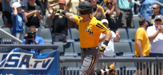 Southern Miss Softball Sweeps Black & Gold Invitational - Southern