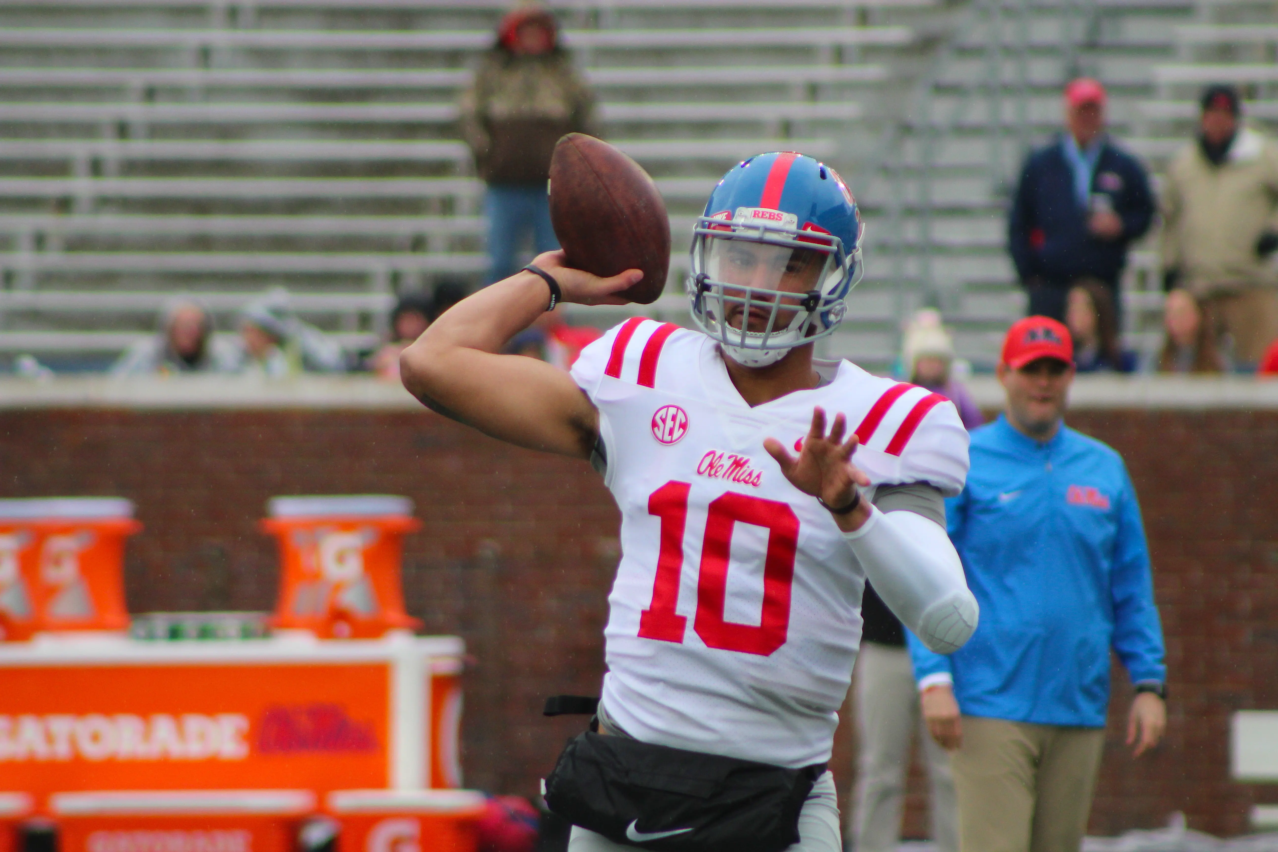 USFL Draft 2022: Tampa Bay Bandits take QB Jordan Ta'amu