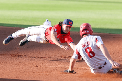 No. 3 Ole Miss Baseball Splits Doubleheader with No. 1 Arkansas