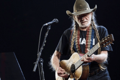 Willie Nelson facebook