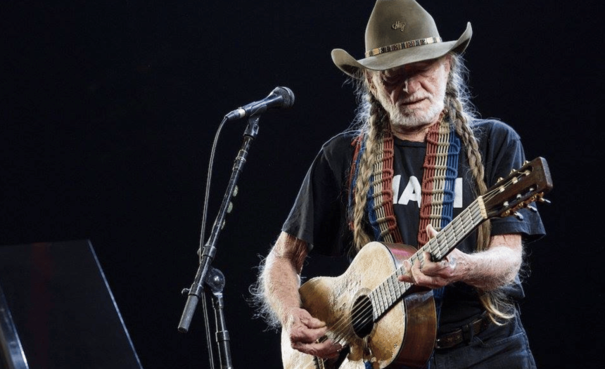 Willie Nelson facebook