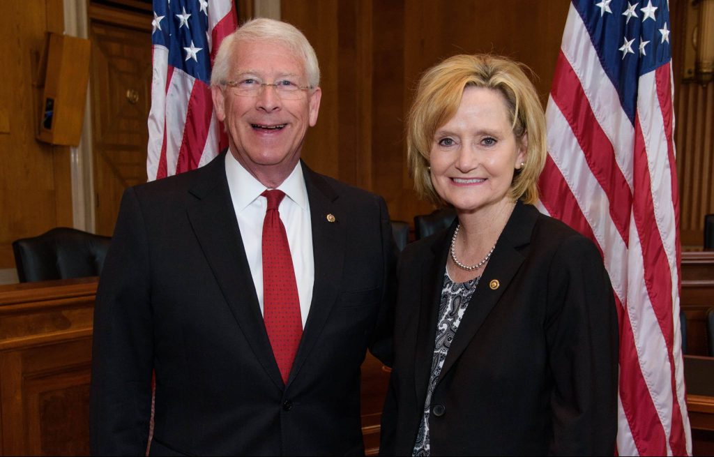 Wicker, Hyde-Smith introduce legislation to improve tornado warning systems – SuperTalk Mississippi