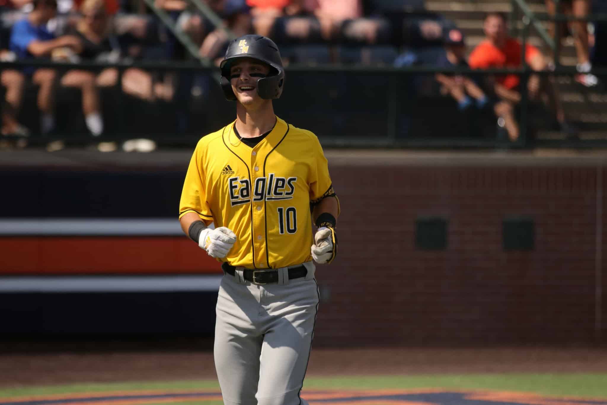 Southern Miss cruises past Auburn 7-2 to advance in regional
