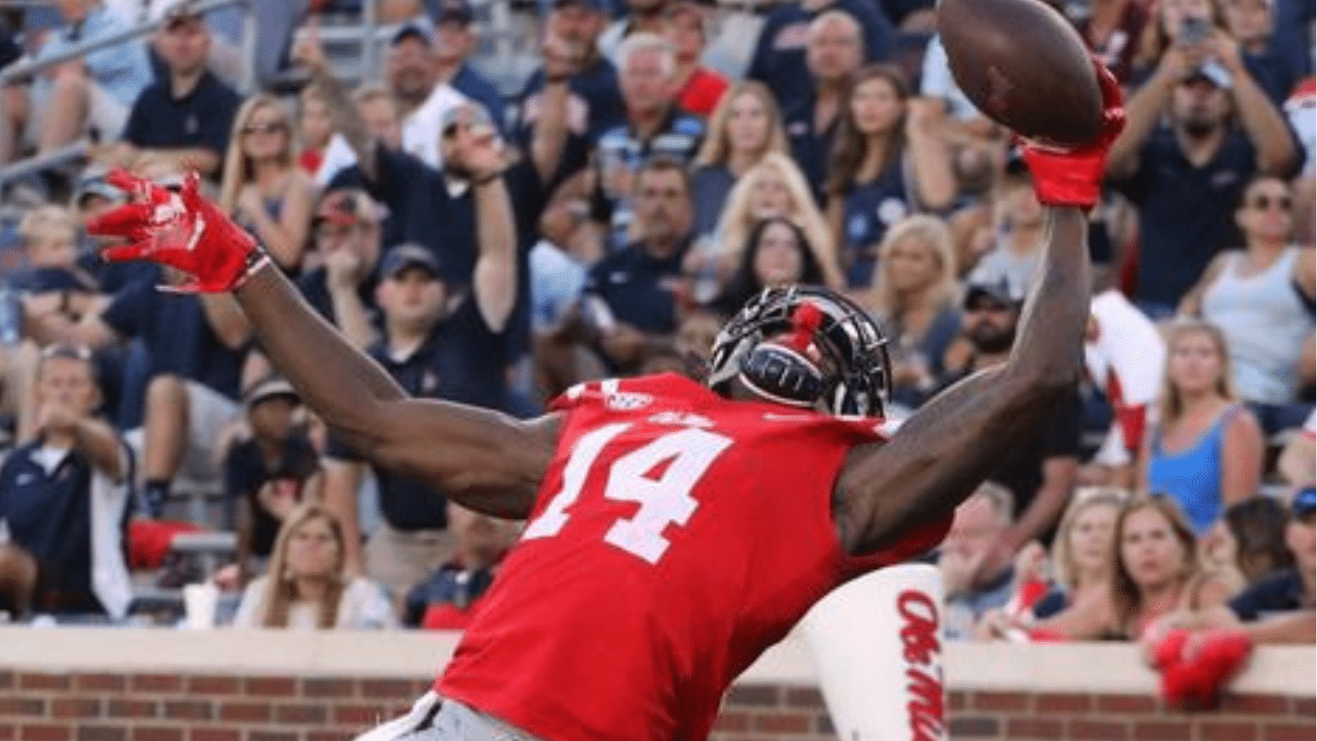 Ole Miss professor: D.K. Metcalf celebrating with sign language raises ...