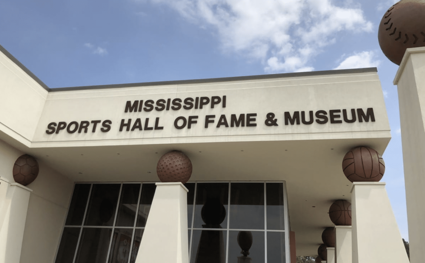 Tickets now available for Mississippi Sports Hall of Fame induction weekend – SuperTalk Mississippi