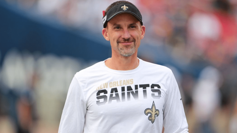 Dennis Allen